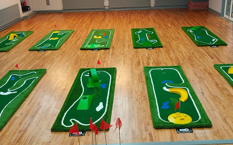 9 Hole Crazy Golf Hire