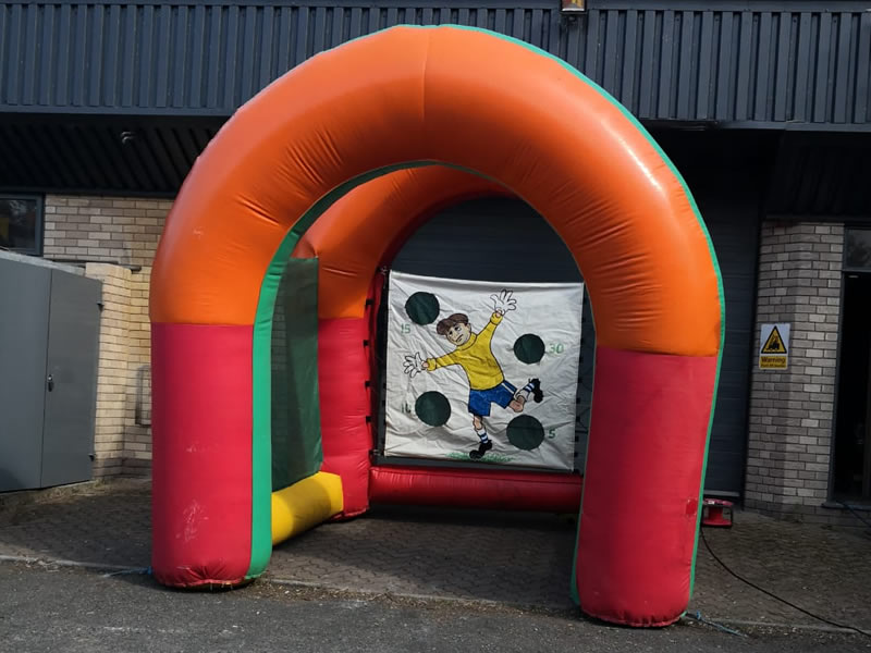 Football Striker Game