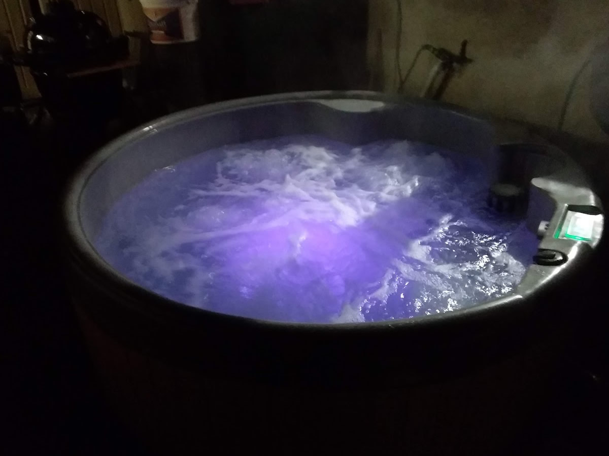 Luxury Hot Tub Hire