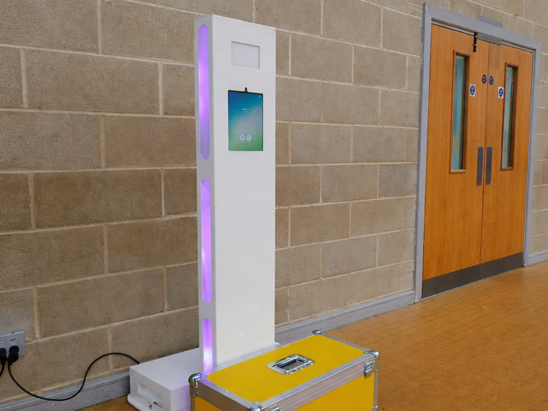 Selfie pod wedding hire